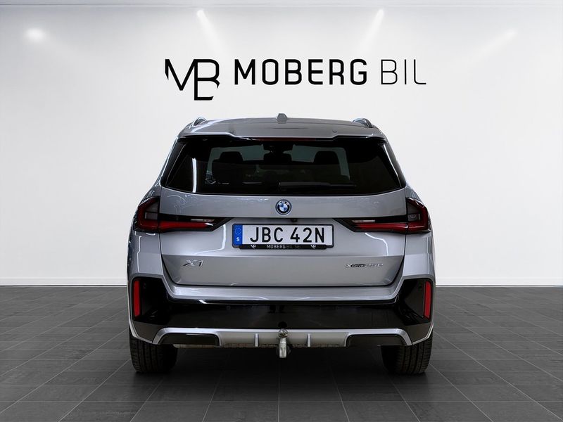 BMW X1 bild 8