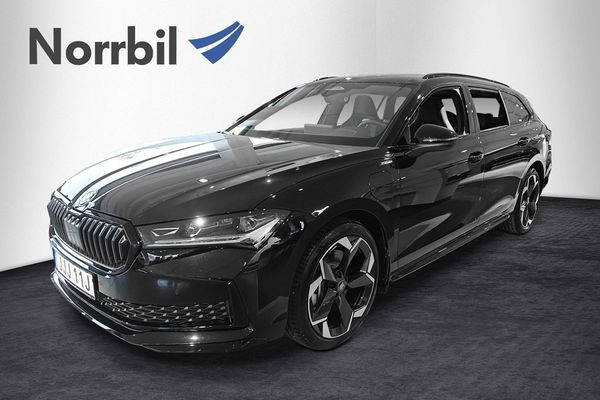Skoda Superb Combi Sportline IV DSG Drag, Lagerbil - 2026