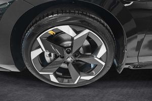 Skoda Superb bild 2