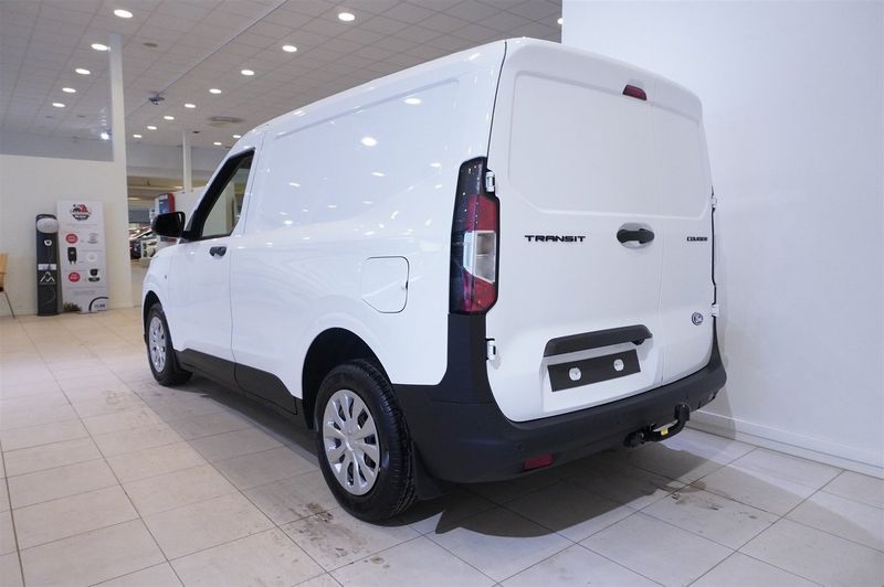 Ford Transit Courier bild 6