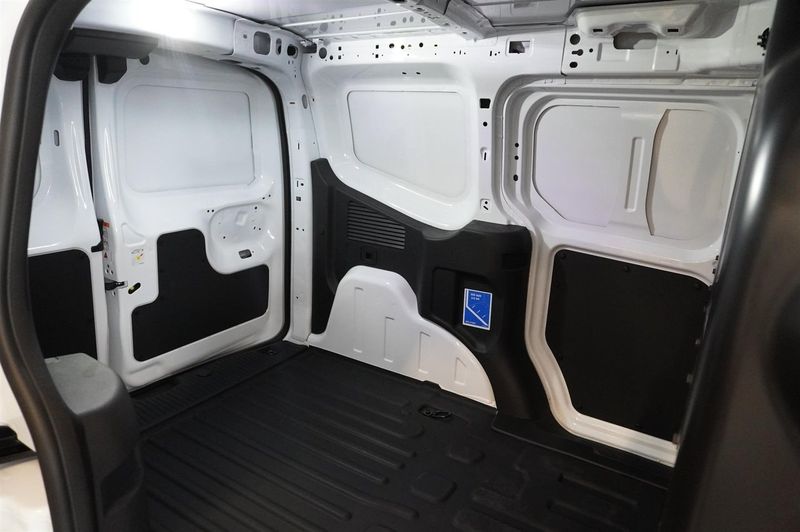 Ford Transit Courier bild 11