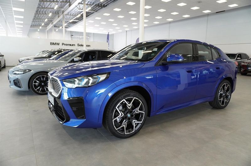 BMW iX2 bild 3