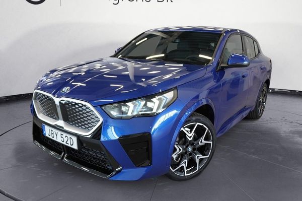 BMW iX2 xDrive20 xDrive30 M Sport Business Ed Drag DA Pro H K - 2026