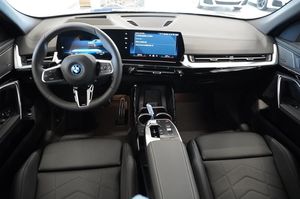 BMW iX2 bild 2