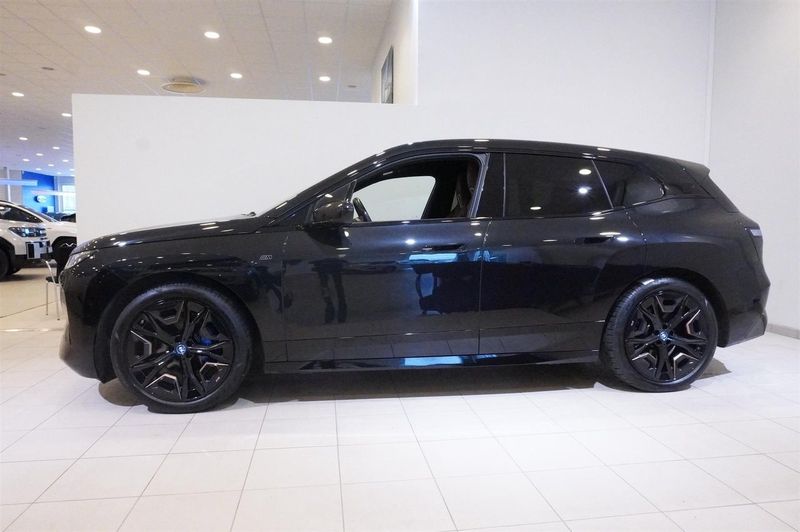 BMW iX bild 4