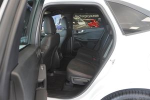Ford Kuga bild 8