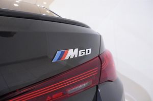 BMW i4 bild 7