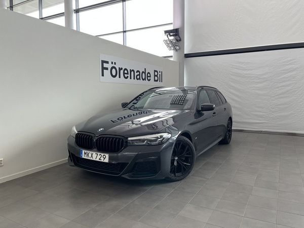 BMW 520 d Touring M Sport Värmare Elstolar Rattvärme ParkAssist - 2021