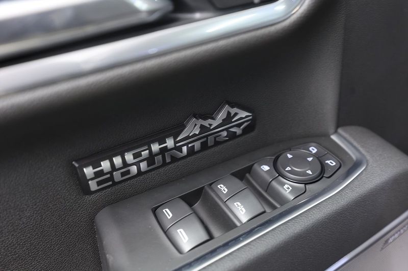 Chevrolet Silverado bild 16