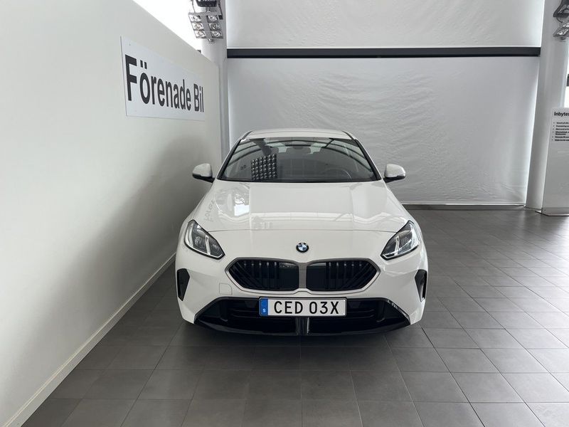 BMW 120 bild 2