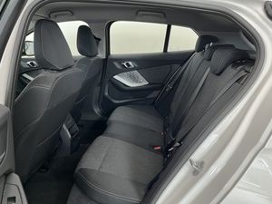BMW 120 bild 11