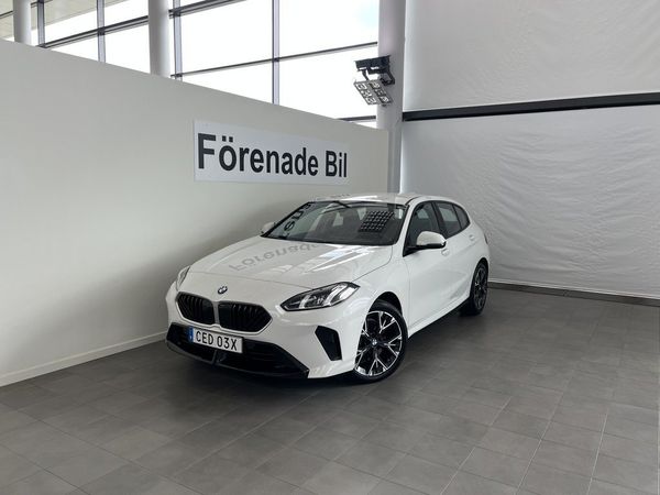 BMW 120 M Sport Design Nav Drive/Park-assist Rattvärme - 2026
