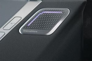 BMW iX bild 11