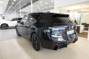 BMW iX bild 7