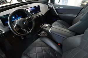 BMW iX bild 2