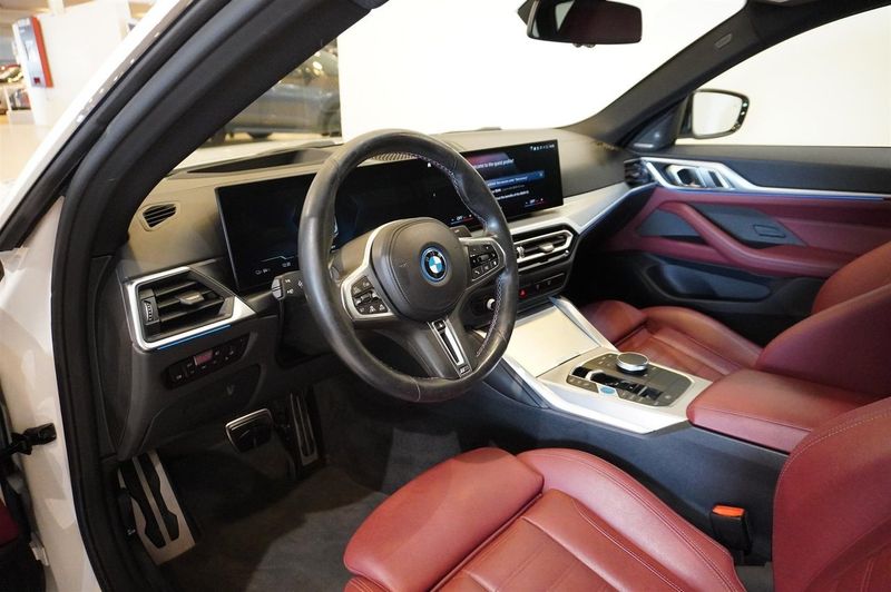 BMW i4 bild 2