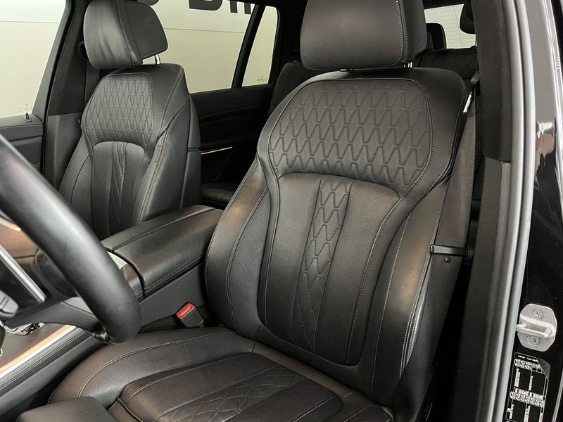 BMW X7 bild 7