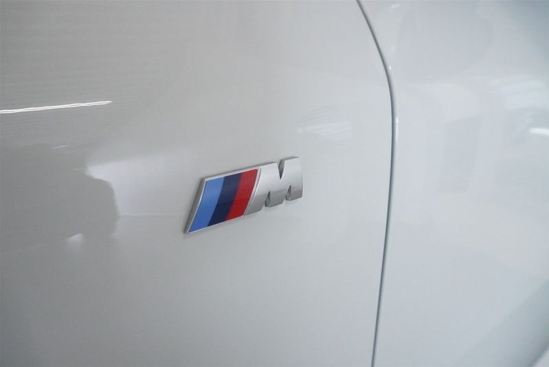 BMW iX2 bild 14