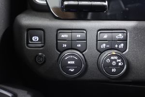 Chevrolet Silverado bild 22