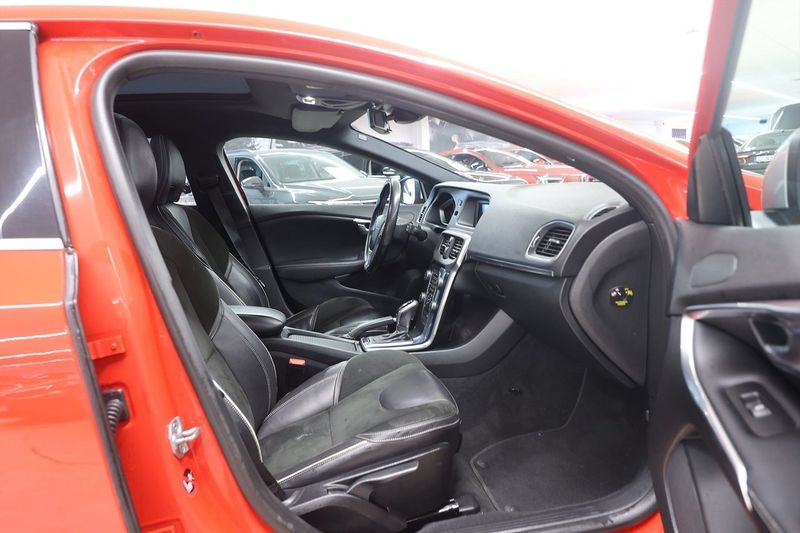 Volvo V40 bild 13