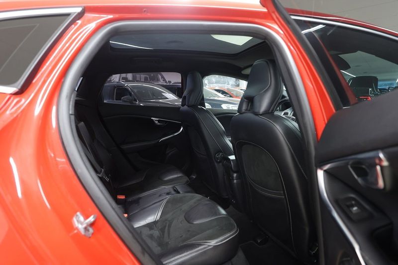 Volvo V40 bild 11