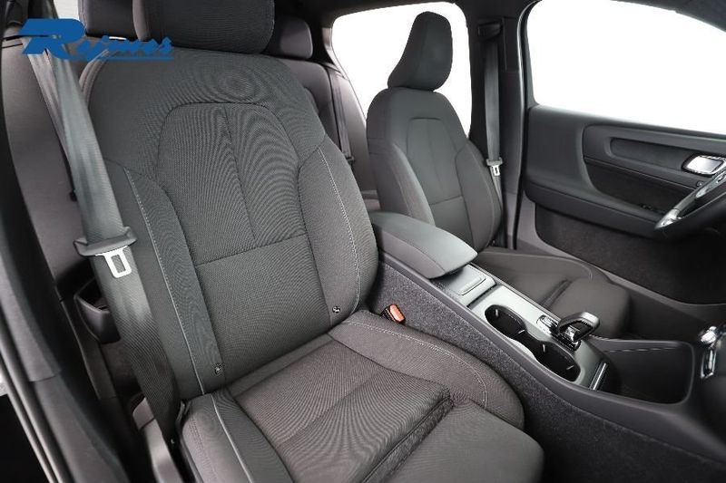 Volvo EX40 bild 6