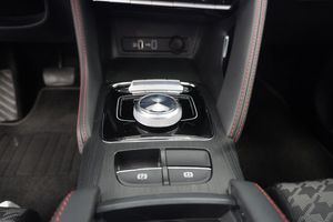 MG ZS EV bild 14