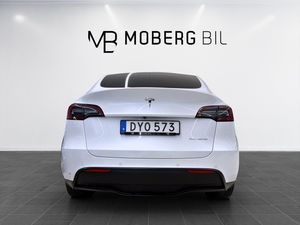 Tesla Model Y bild 8