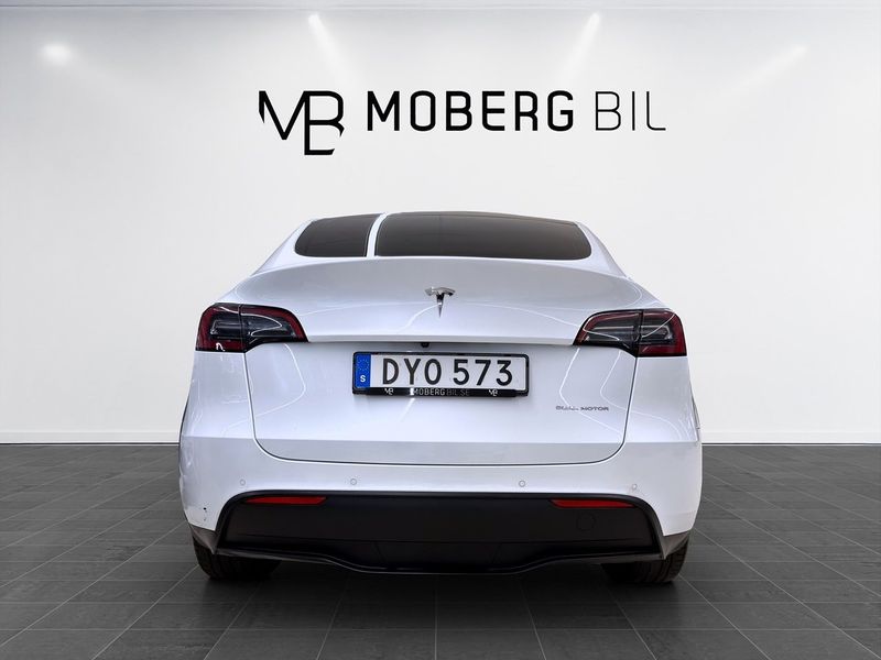 Tesla Model Y bild 8