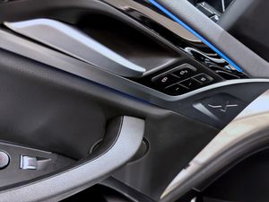 BMW iX3 bild 16