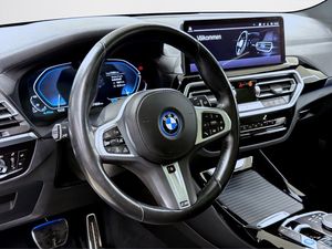 BMW iX3 bild 18