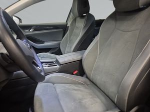 Volkswagen Passat bild 8