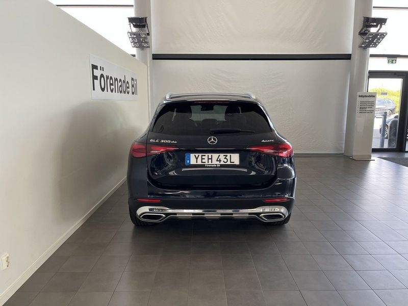 Mercedes GLC300 bild 12