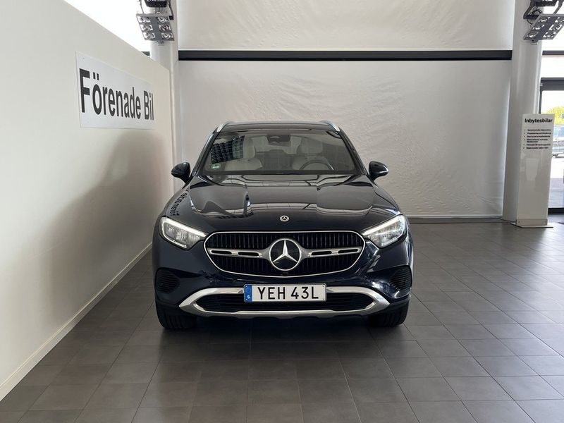 Mercedes GLC300 bild 2