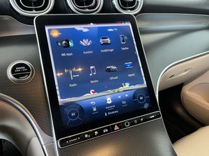 Mercedes GLC300 bild 8
