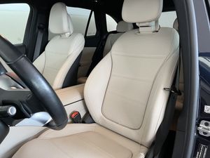Mercedes GLC300 bild 7