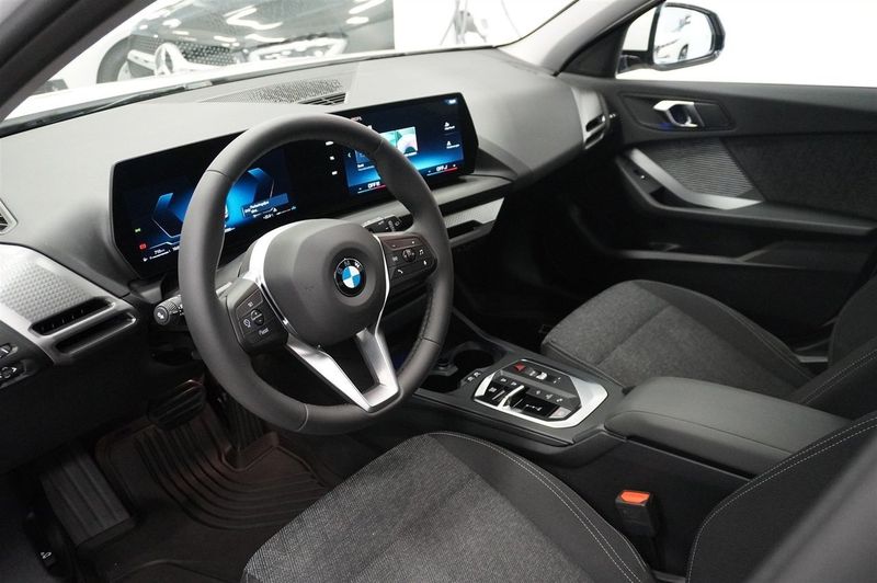BMW 120 bild 2