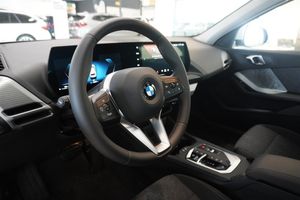 BMW 120 bild 21