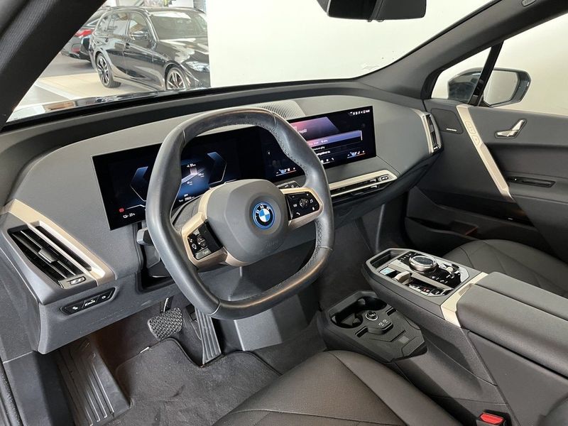 BMW iX bild 6
