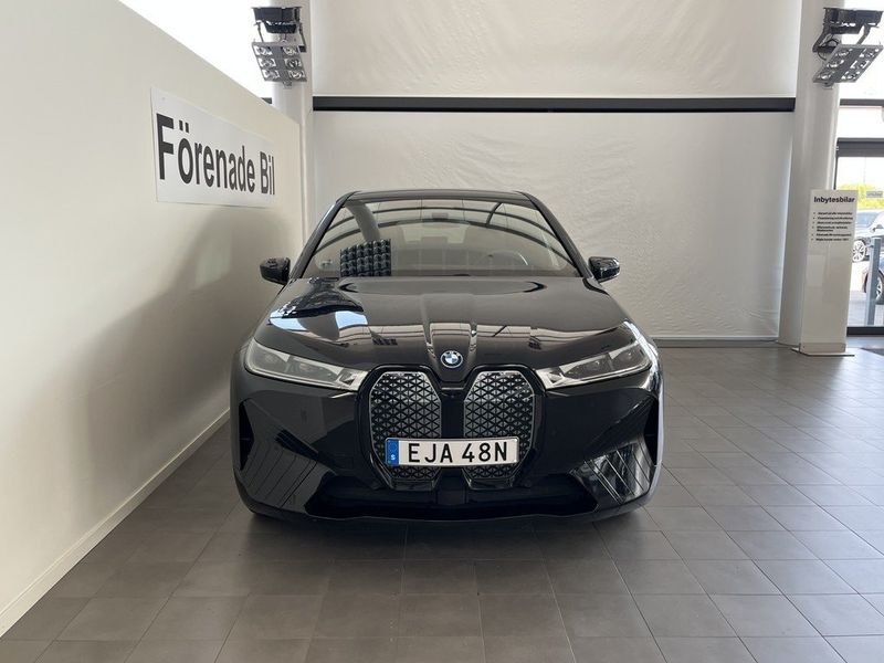 BMW iX bild 2