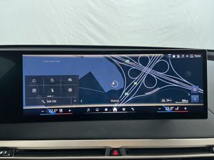 BMW iX bild 11