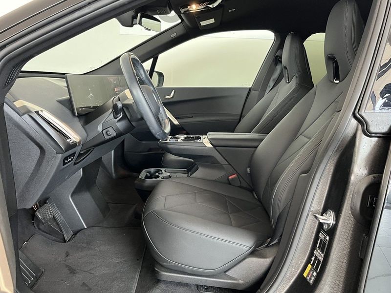 BMW iX bild 5
