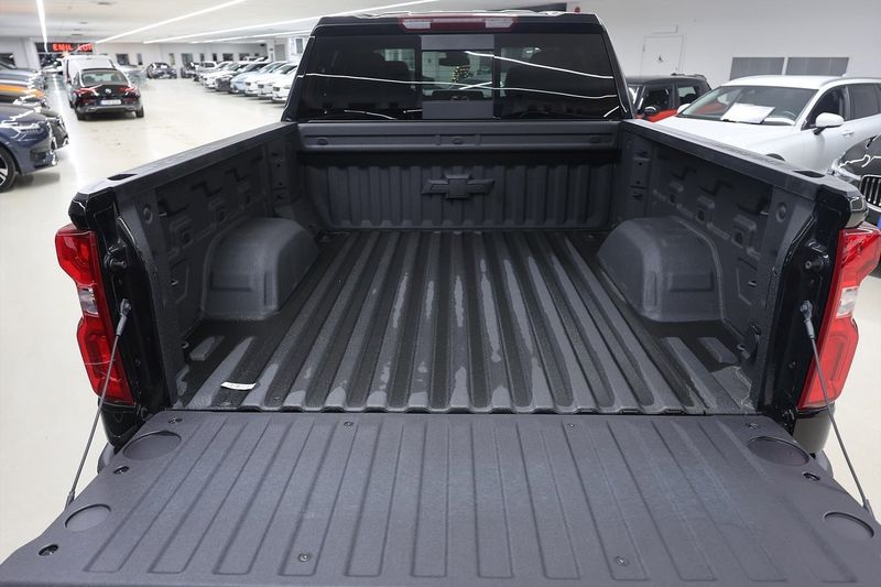 Chevrolet Silverado bild 13