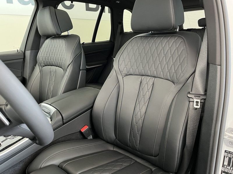 BMW X5 bild 8