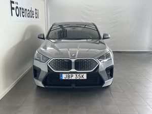 BMW iX2 bild 2
