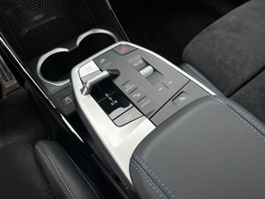 BMW iX2 bild 8