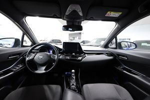 Toyota C-HR bild 13