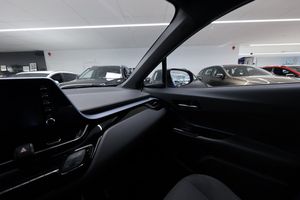 Toyota C-HR bild 17