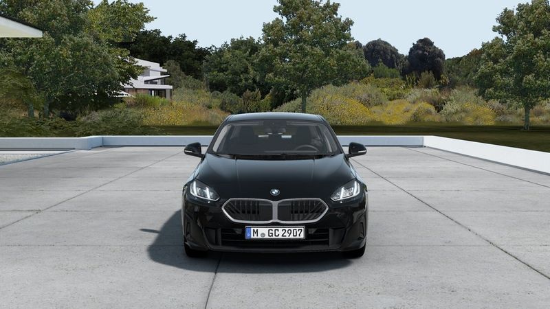 BMW 120 bild 2