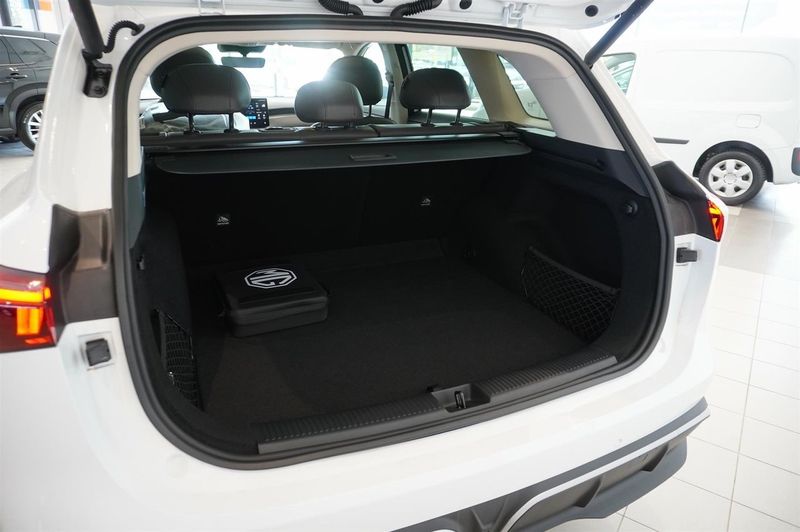 MG S6 EV bild 6